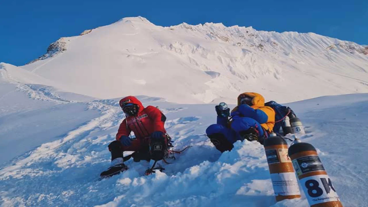 “Only the Bold Earn the Heights”: Ten Climbers Who Changed Mountaineering